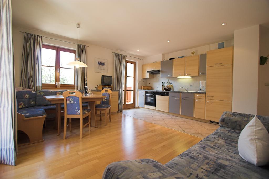 Dilln Guetl Apartment